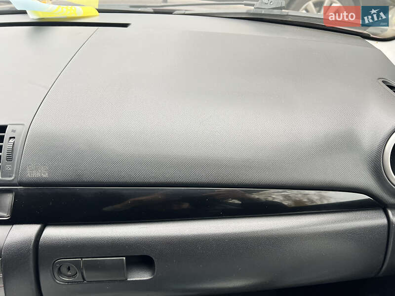 Седан Mazda 3 2007 в Ровно