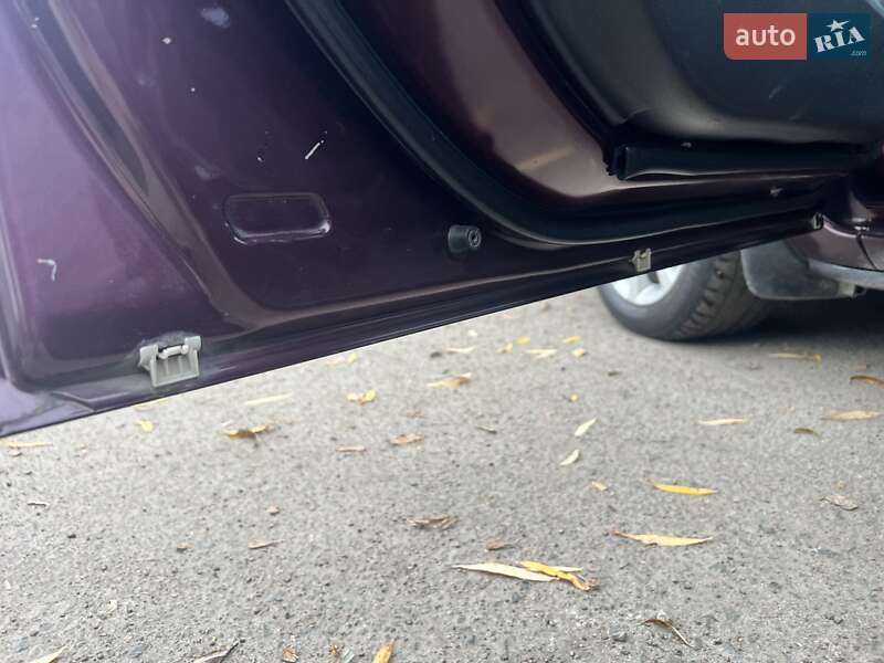 Седан Mazda 3 2007 в Ровно