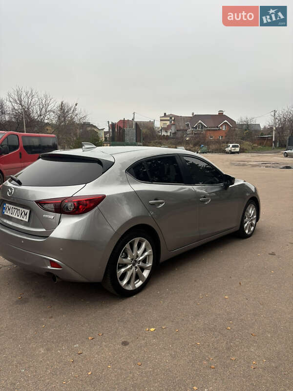 Хетчбек Mazda 3 2014 в Житомирі