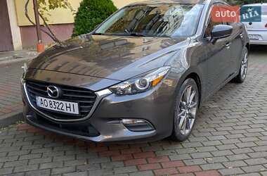 Хетчбек Mazda 3 2018 в Ужгороді