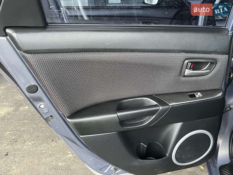 Хэтчбек Mazda 3 2008 в Виннице