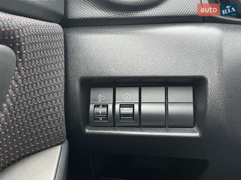 Хэтчбек Mazda 3 2008 в Виннице