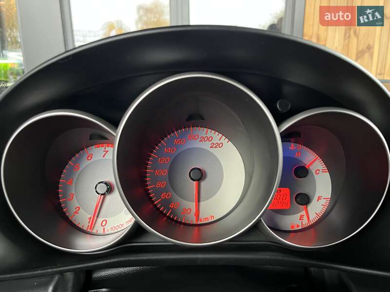 Хэтчбек Mazda 3 2008 в Виннице