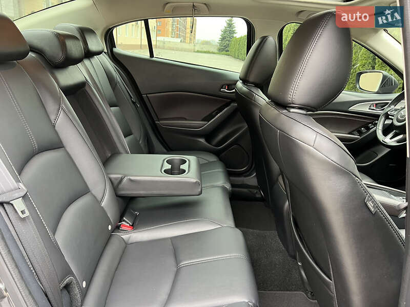 Седан Mazda 3 2018 в Дніпрі фото 26 Седан Mazda 3 2018 в Дніпрі