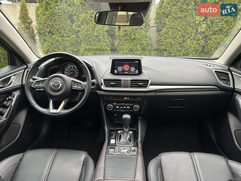 Седан Mazda 3 2018 в Дніпрі фото 29 Седан Mazda 3 2018 в Дніпрі