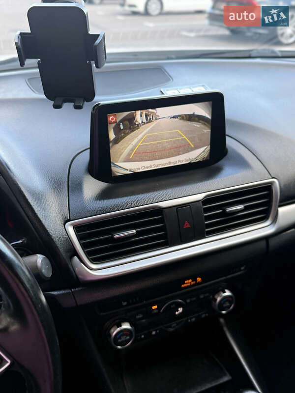 Седан Mazda 3 2017 в Софіївській Борщагівці