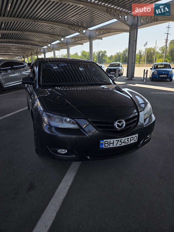 Седан Mazda 3 2005 в Запорожье