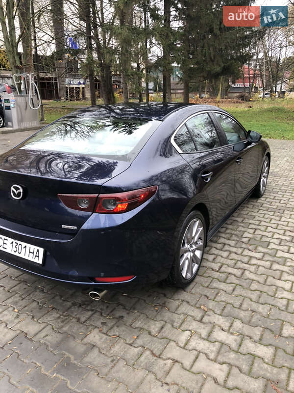 Седан Mazda 3 2020 в Чернівцях