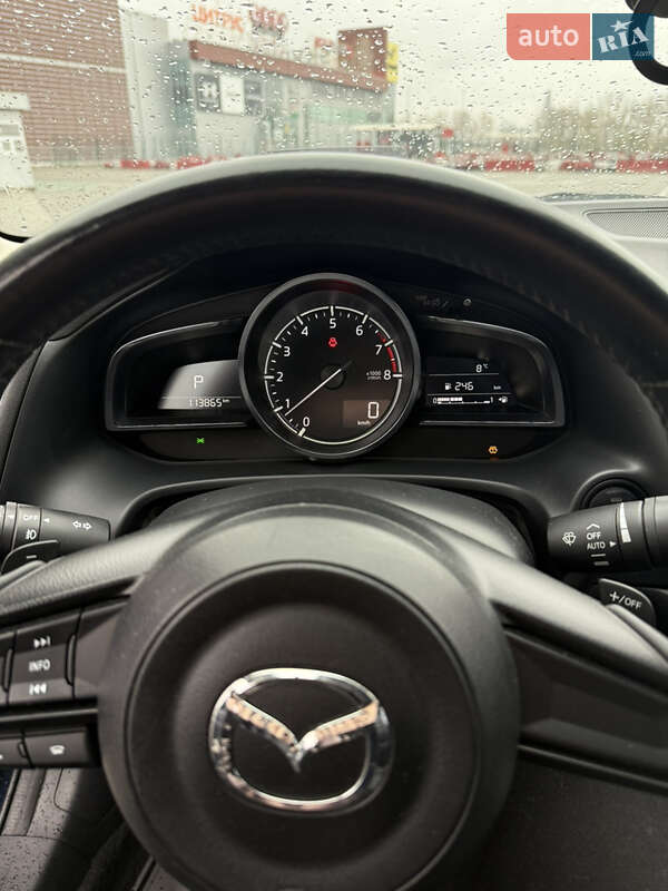 Седан Mazda 3 2017 в Киеве