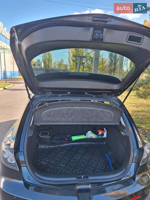 Хэтчбек Mazda 3 2008 в Кременчуге