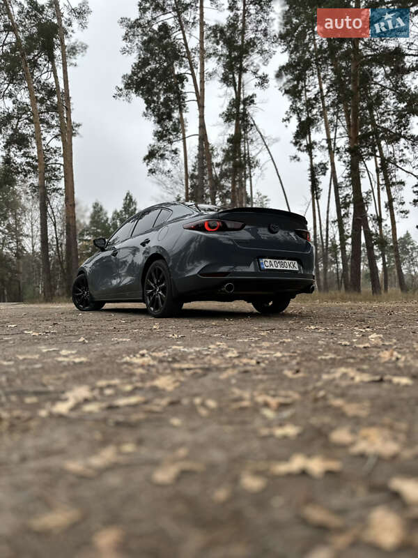 Седан Mazda 3 2022 в Черкассах