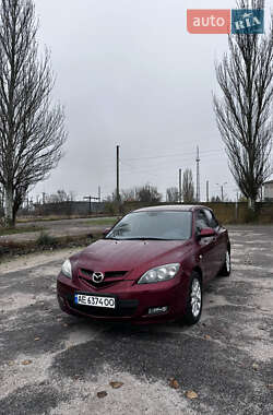 Хэтчбек Mazda 3 2008 в Томаковке