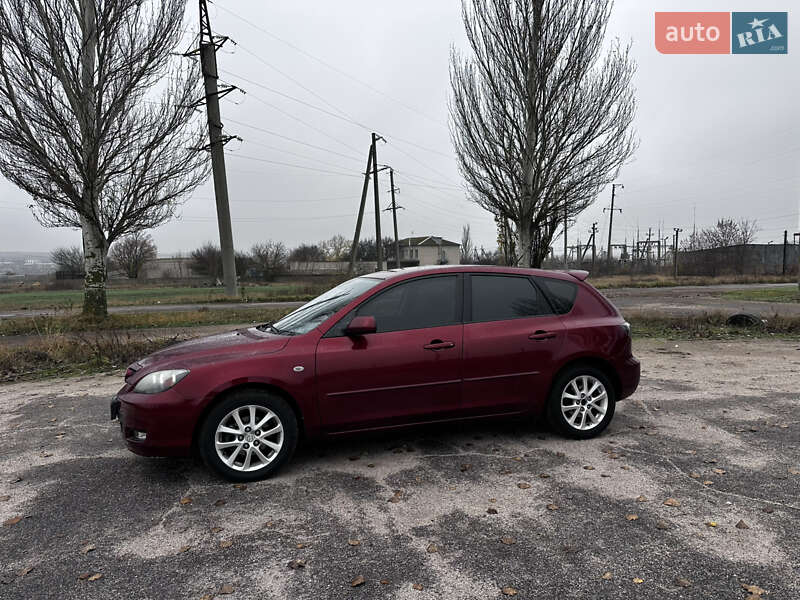 Хетчбек Mazda 3 2008 в Томаківці