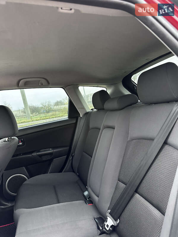 Хетчбек Mazda 3 2008 в Томаківці