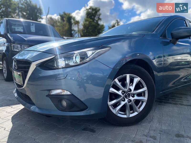 Седан Mazda 3 2014 в Києві