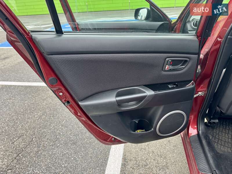 Седан Mazda 3 2008 в Киеве