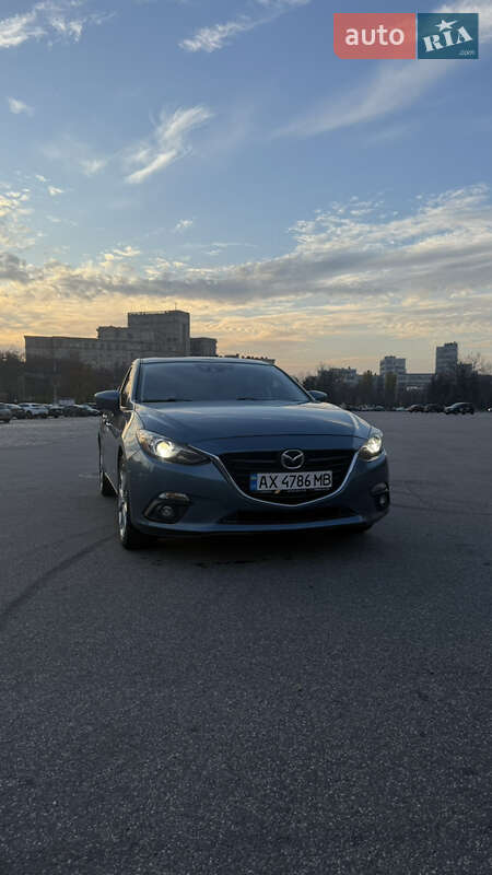 Хетчбек Mazda 3 2015 в Харкові
