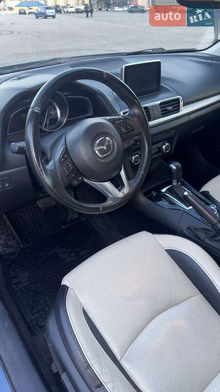 Хетчбек Mazda 3 2015 в Харкові
