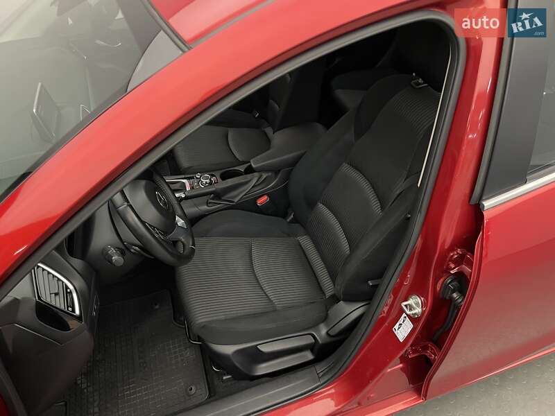 Хетчбек Mazda 3 2014 в Києві