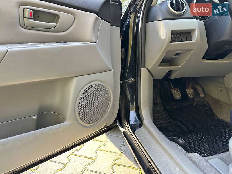 Хэтчбек Mazda 3 2006 в Тернополе