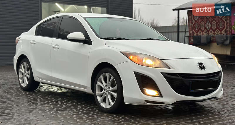 Седан Mazda 3 2010 в Дніпрі