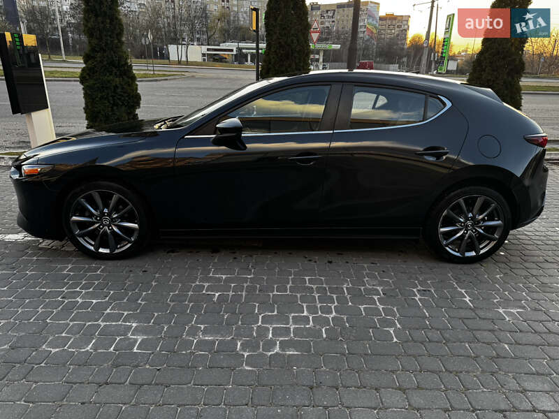 Хэтчбек Mazda 3 2019 в Львове