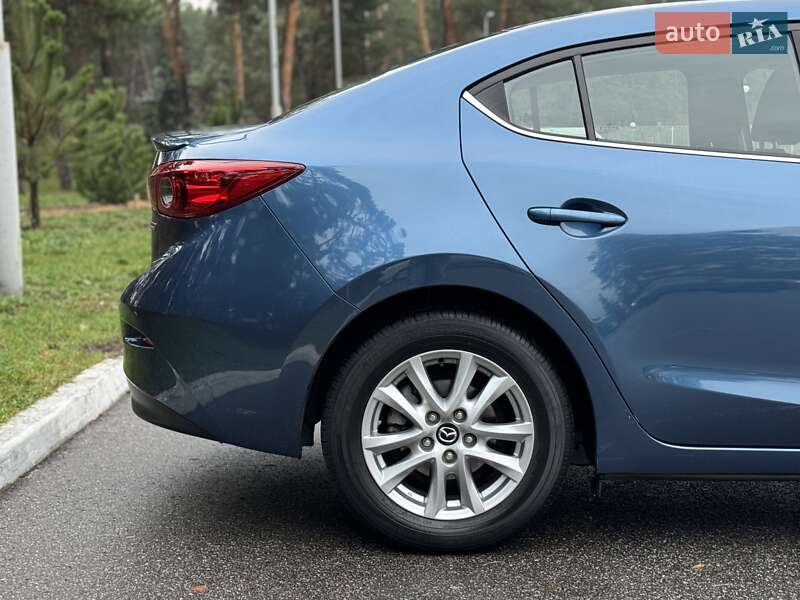 Седан Mazda 3 2017 в Києві фото 12 Седан Mazda 3 2017 в Києві