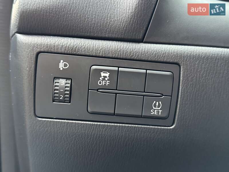 Седан Mazda 3 2017 в Києві фото 34 Седан Mazda 3 2017 в Києві