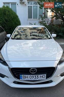 Седан Mazda 3 2017 в Ізмаїлі