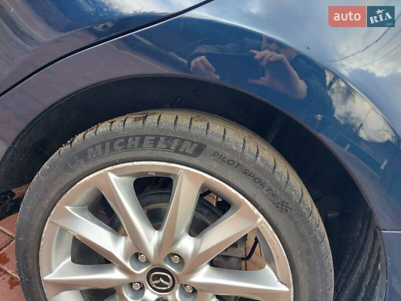 Хетчбек Mazda 3 2017 в Новомиргороді фото 6 Хетчбек Mazda 3 2017 в Новомиргороді