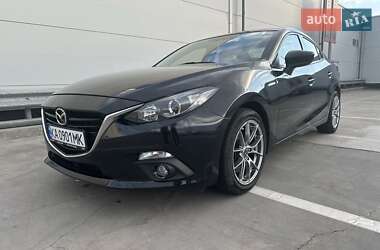 Седан Mazda 3 2015 в Києві