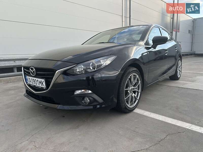 Седан Mazda 3 2015 в Києві фото Седан Mazda 3 2015 в Києві