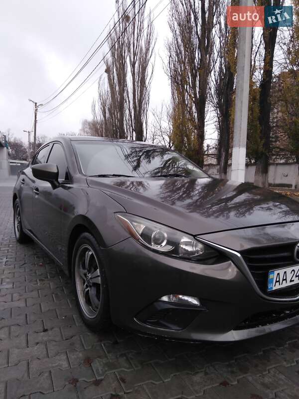 Седан Mazda 3 2014 в Києві