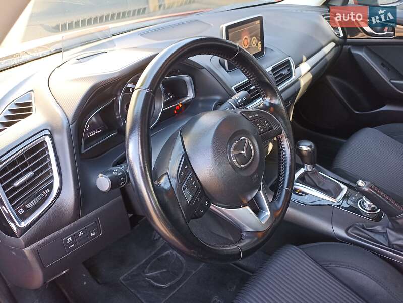 Хетчбек Mazda 3 2016 в Львові фото 26 Хетчбек Mazda 3 2016 в Львові