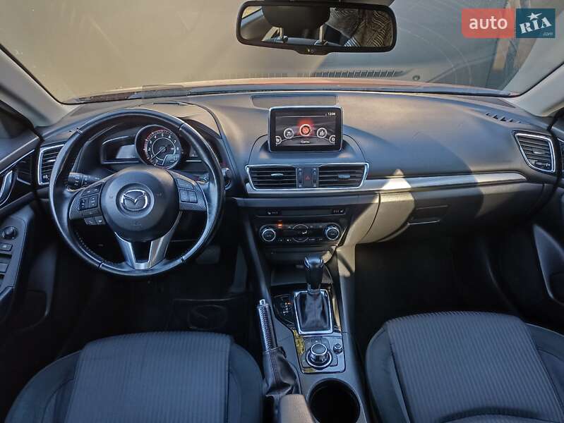 Хетчбек Mazda 3 2016 в Львові фото 28 Хетчбек Mazda 3 2016 в Львові