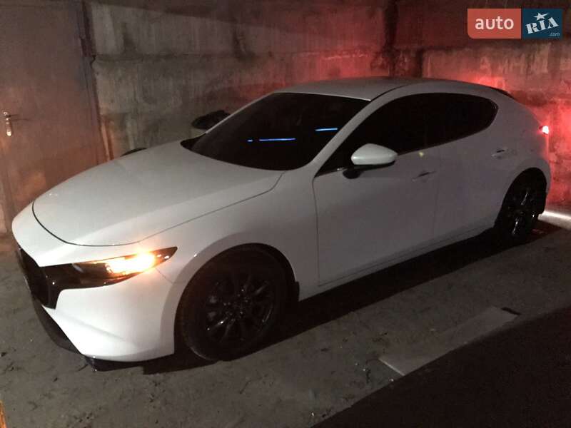 Хэтчбек Mazda 3 2021 в Одессе