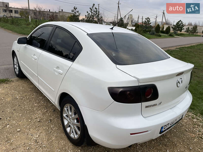 Седан Mazda 3 2008 в Одесі