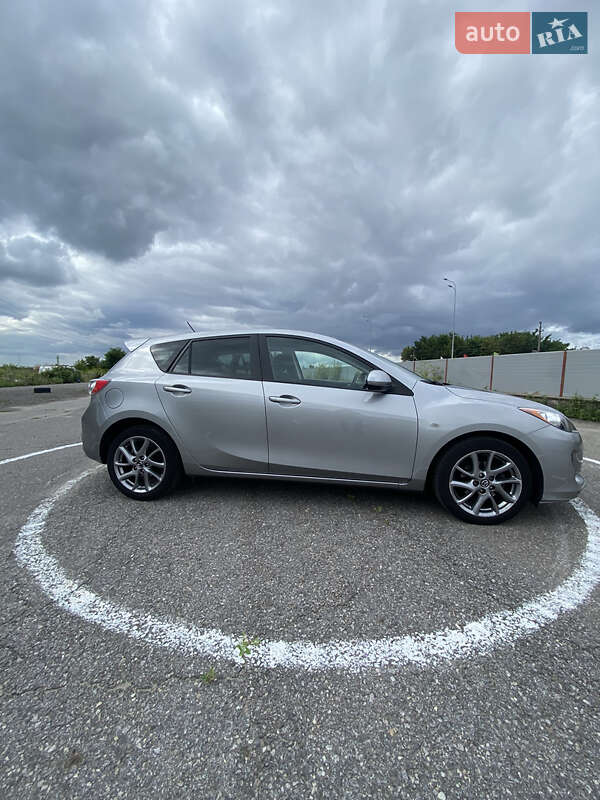 Хетчбек Mazda 3 2012 в Вінниці