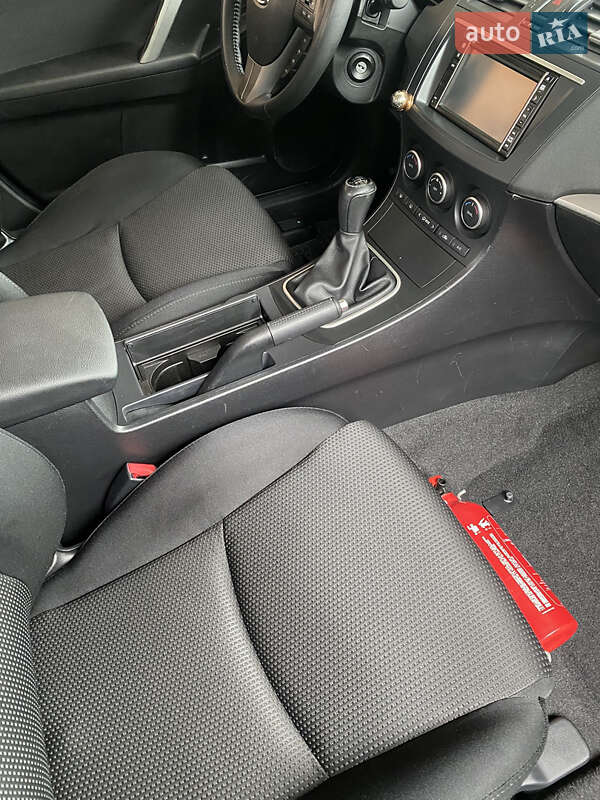 Хетчбек Mazda 3 2012 в Вінниці