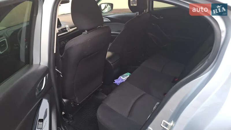 Седан Mazda 3 2016 в Дніпрі фото 10 Седан Mazda 3 2016 в Дніпрі