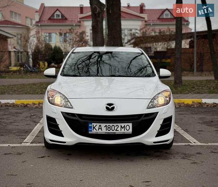 Седан Mazda 3 2010 в Києві фото 3 Седан Mazda 3 2010 в Києві