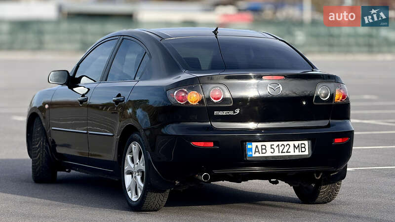Седан Mazda 3 2006 в Виннице