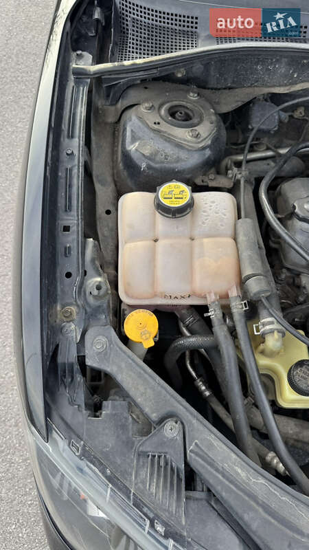 Седан Mazda 3 2006 в Виннице