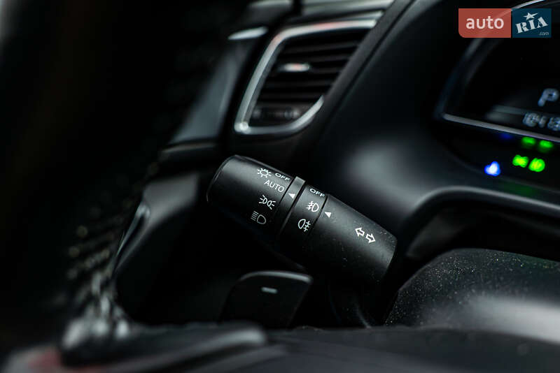 Хетчбек Mazda 3 2018 в Києві фото 13 Хетчбек Mazda 3 2018 в Києві