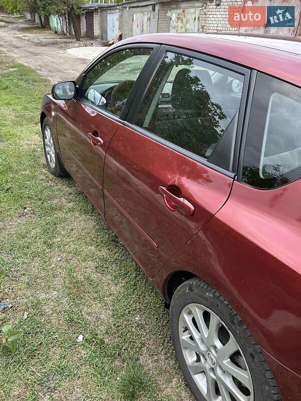 Хетчбек Mazda 3 2008 в Южноукраїнську