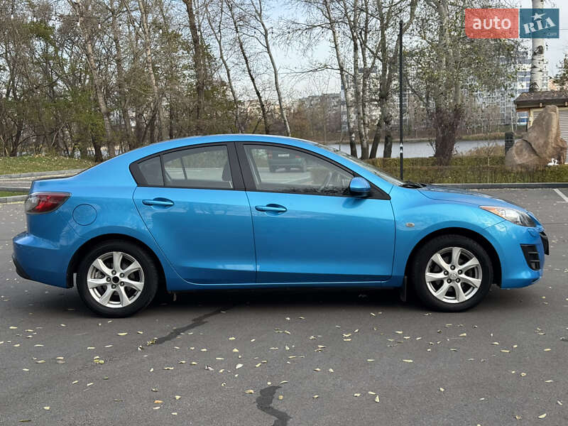 Седан Mazda 3 2010 в Києві фото 15 Седан Mazda 3 2010 в Києві