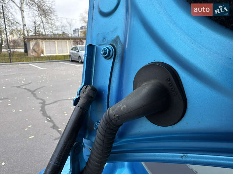 Седан Mazda 3 2010 в Києві фото 67 Седан Mazda 3 2010 в Києві