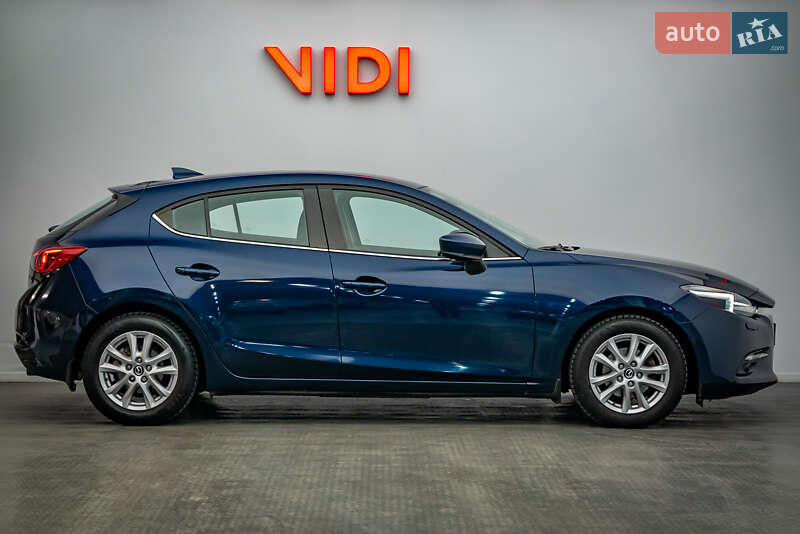 Хетчбек Mazda 3 2016 в Києві фото 4 Хетчбек Mazda 3 2016 в Києві