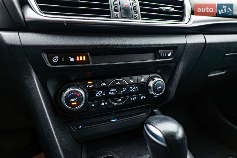 Хетчбек Mazda 3 2016 в Києві фото 19 Хетчбек Mazda 3 2016 в Києві