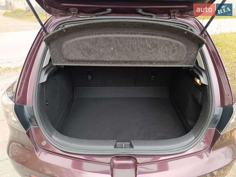 Хэтчбек Mazda 3 2007 в Виннице